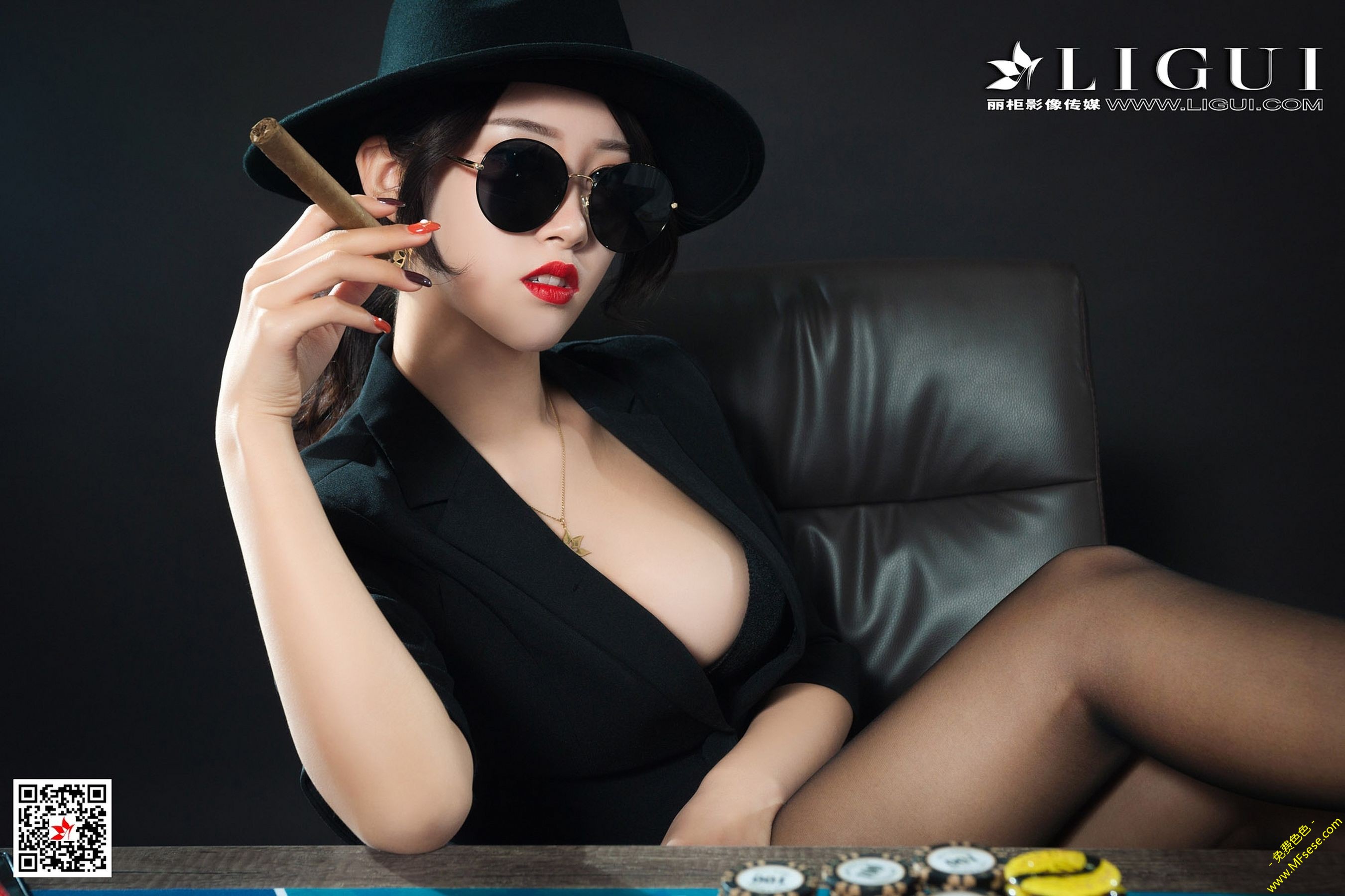 荷官大佬的丝袜和雪茄